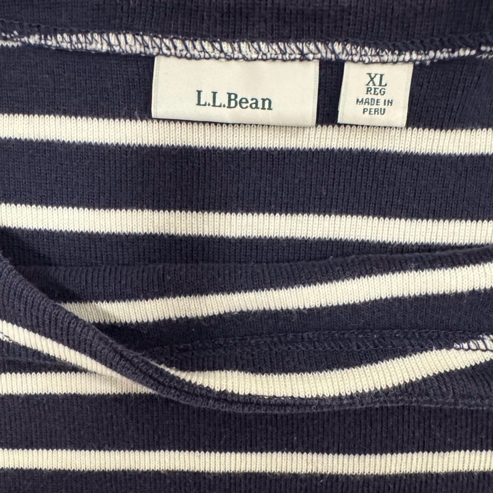 Women’s L.L Bean, 100 % Cotton, Blue And White, Striped Sweater, Size XL - Picture 5 of 5